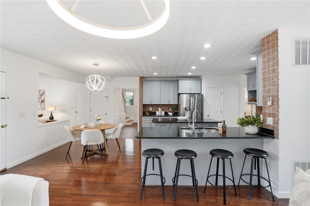 94 Castle Rocks Road Warwick, RI 02886 - Photo 20 of 32