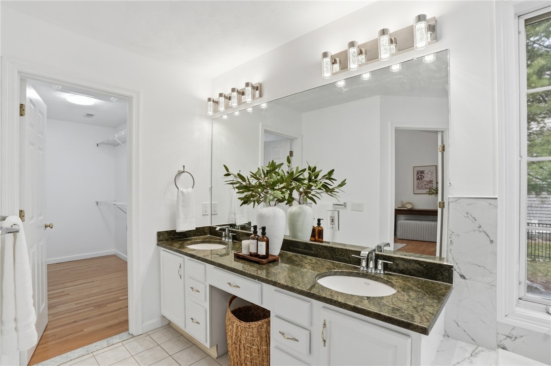 94 Castle Rocks Road Warwick, RI 02886 - Photo 29 of 32