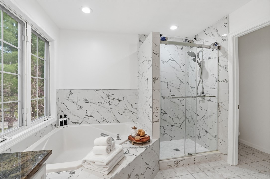 94 Castle Rocks Road Warwick, RI 02886 - Photo 30 of 32