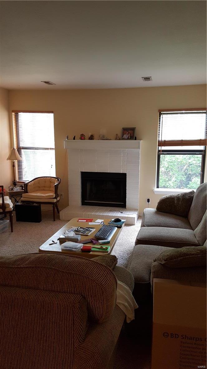 2307 Kratky Road, Unit B St. Louis, MO 63114 - Photo 3 of 12 Gallery Image 3