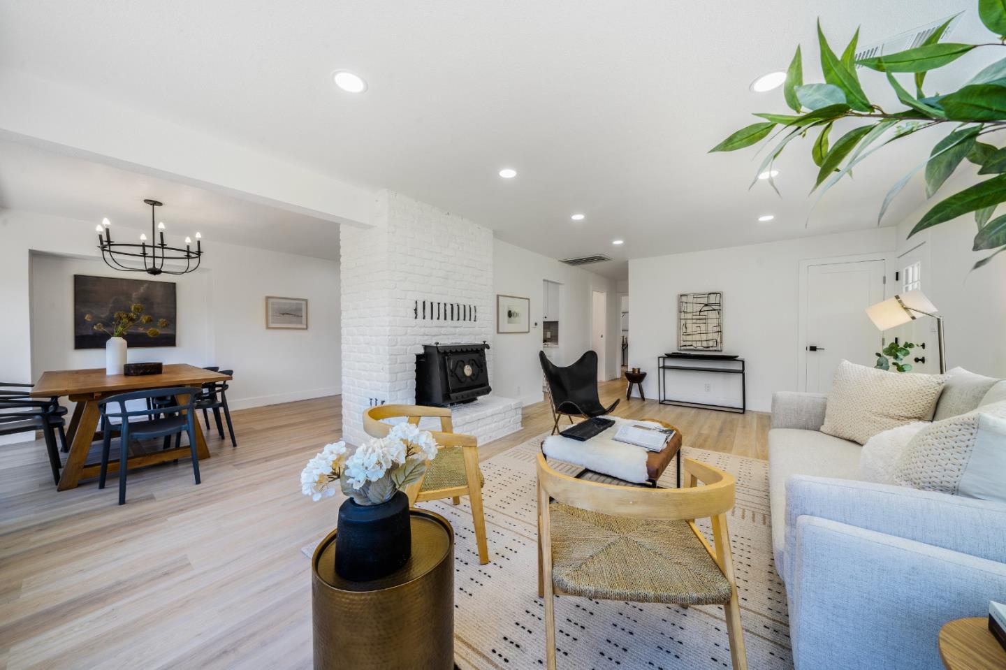 5535 Sweigert Road San Jose, CA 95132 - Photo 9 of 29 Gallery Image 9