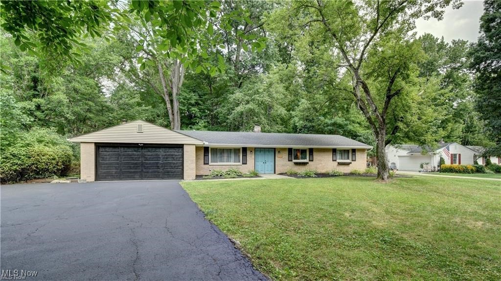8063 Rolling Brook Road Northfield, OH 44067 - Photo 2 of 35 Gallery Image 2