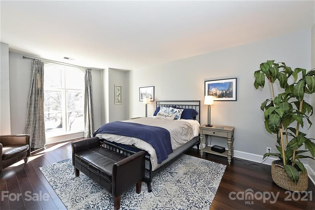325 Queens Road, Unit 16 Charlotte, NC 28204 - Photo 25 of 39 Gallery Image 25