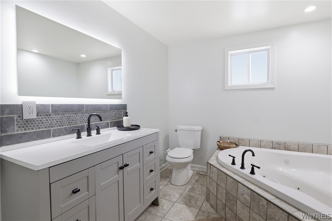 2296 East River Road Grand Island, NY 14072 - Photo 21 of 49