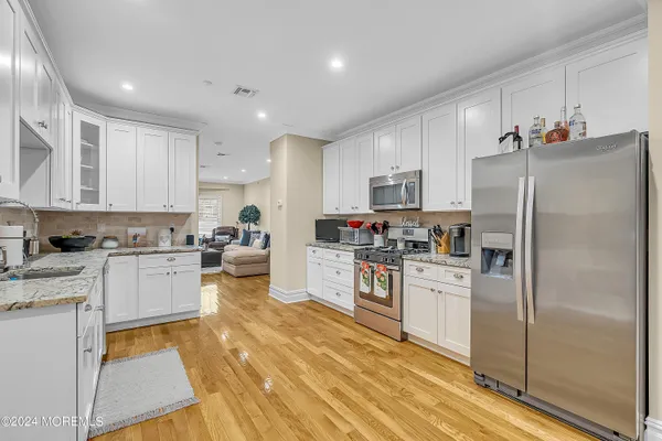 $3,500 | 564 Sairs Avenue, Unit #7, Long Branch, NJ 07740