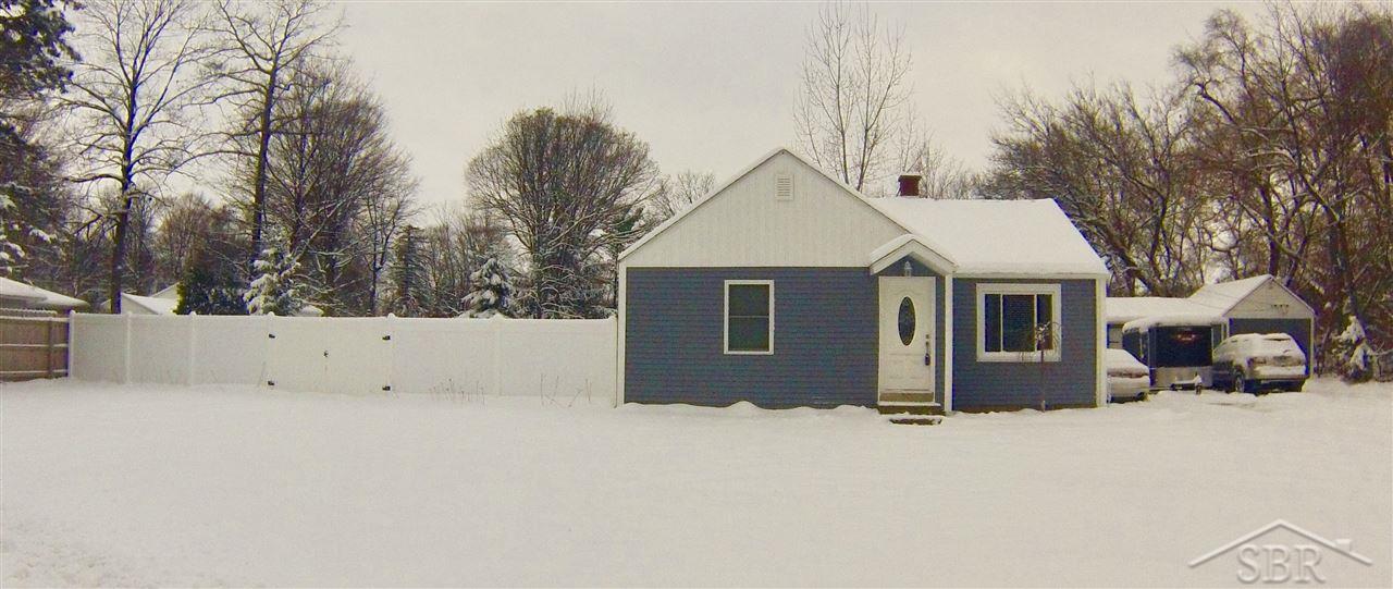 950 Swanson Road Saginaw, MI 48609 - Photo 1 of 24 31309157.JPG