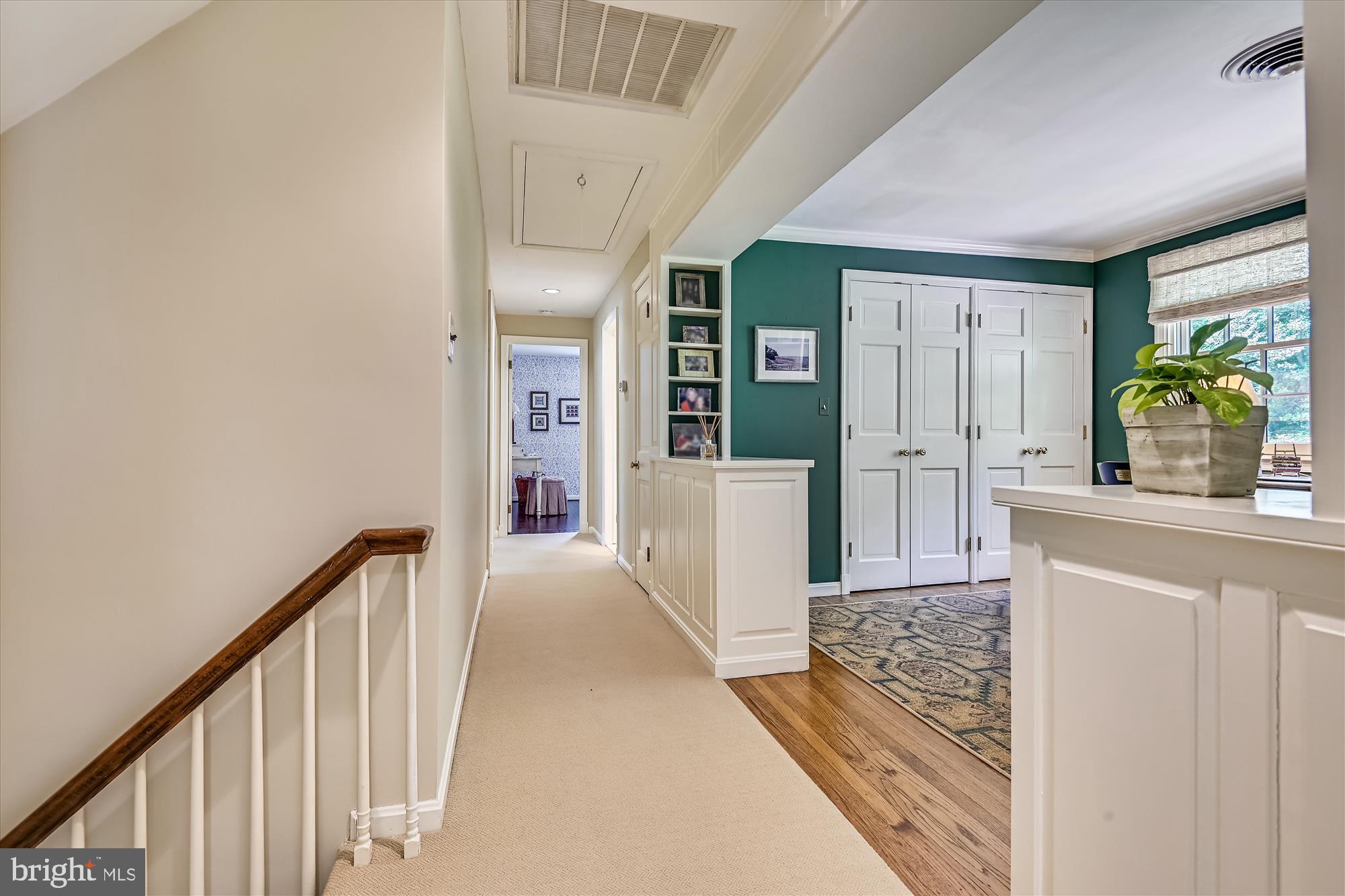 1717 Circle Road Baltimore, MD 21204 - Photo 28 of 96 Second level hall/office