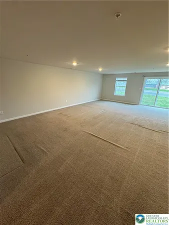 $2,800 | 1085 Turnstone Drive, Fogelsville, PA 18051