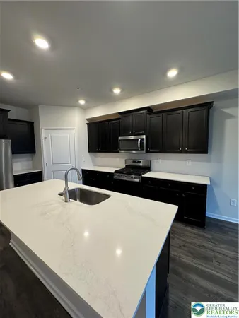 $2,800 | 1085 Turnstone Drive, Fogelsville, PA 18051