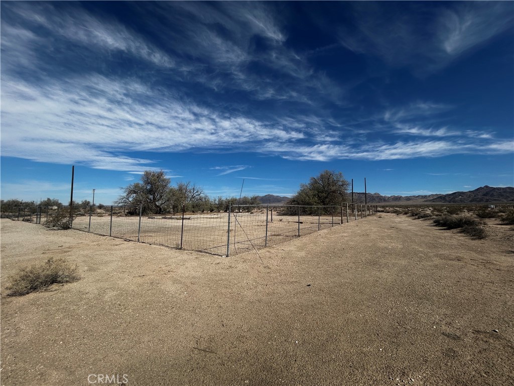 87780 Amboy Road Twentynine Palms, CA 92277 - Photo 18 of 23 a view of a dry yard