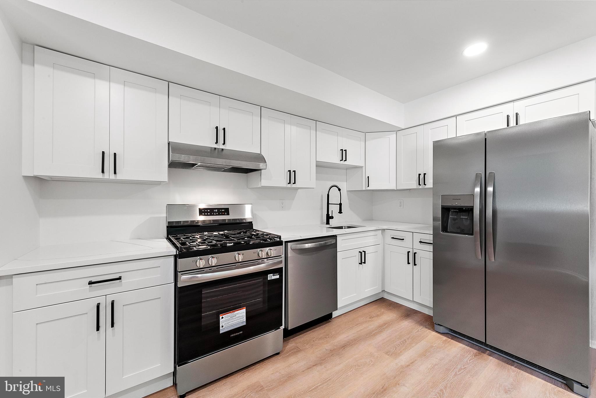 52 Colleen Circle Ewing, NJ 08638 - Photo 6 of 67