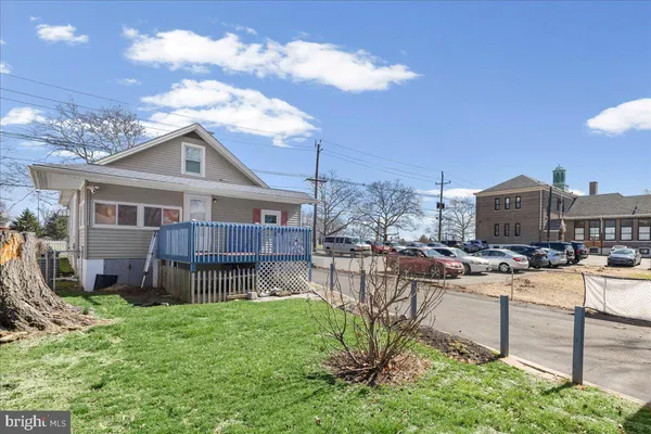 $379,900 | 21 Buttonwood Drive, Ewing, NJ 08638