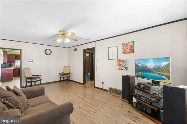 $379,900 | 21 Buttonwood Drive, Ewing, NJ 08638