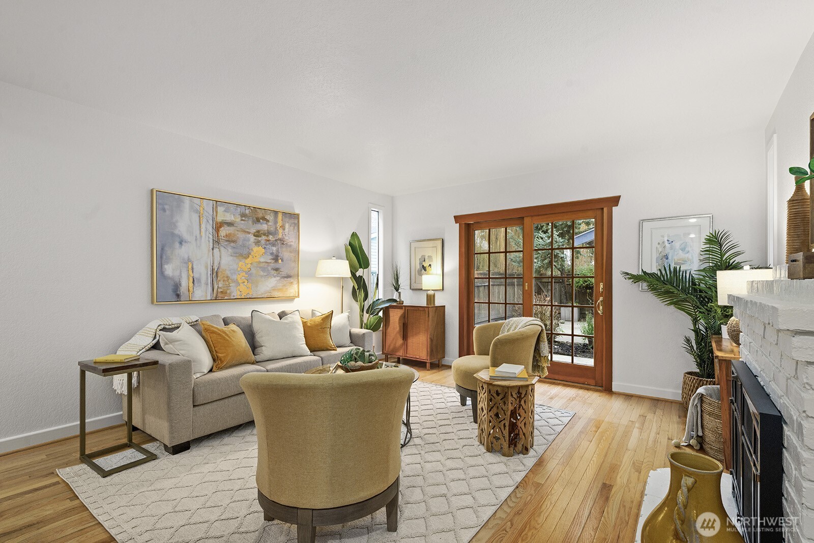 9221 College Way North Seattle, WA 98103 - Photo 13 of 33