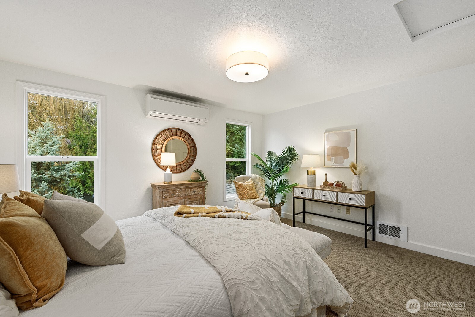 9221 College Way North Seattle, WA 98103 - Photo 20 of 33