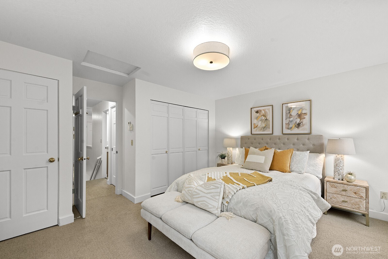 9221 College Way North Seattle, WA 98103 - Photo 22 of 33