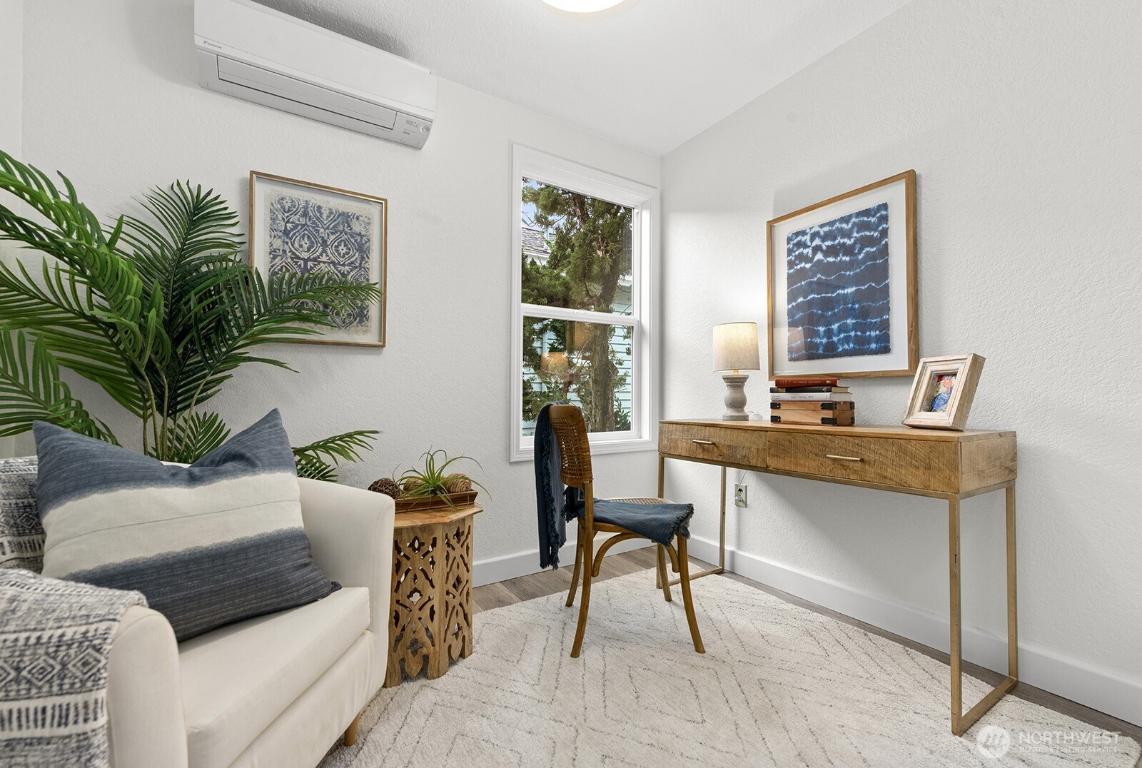 9221 College Way North Seattle, WA 98103 - Photo 25 of 33