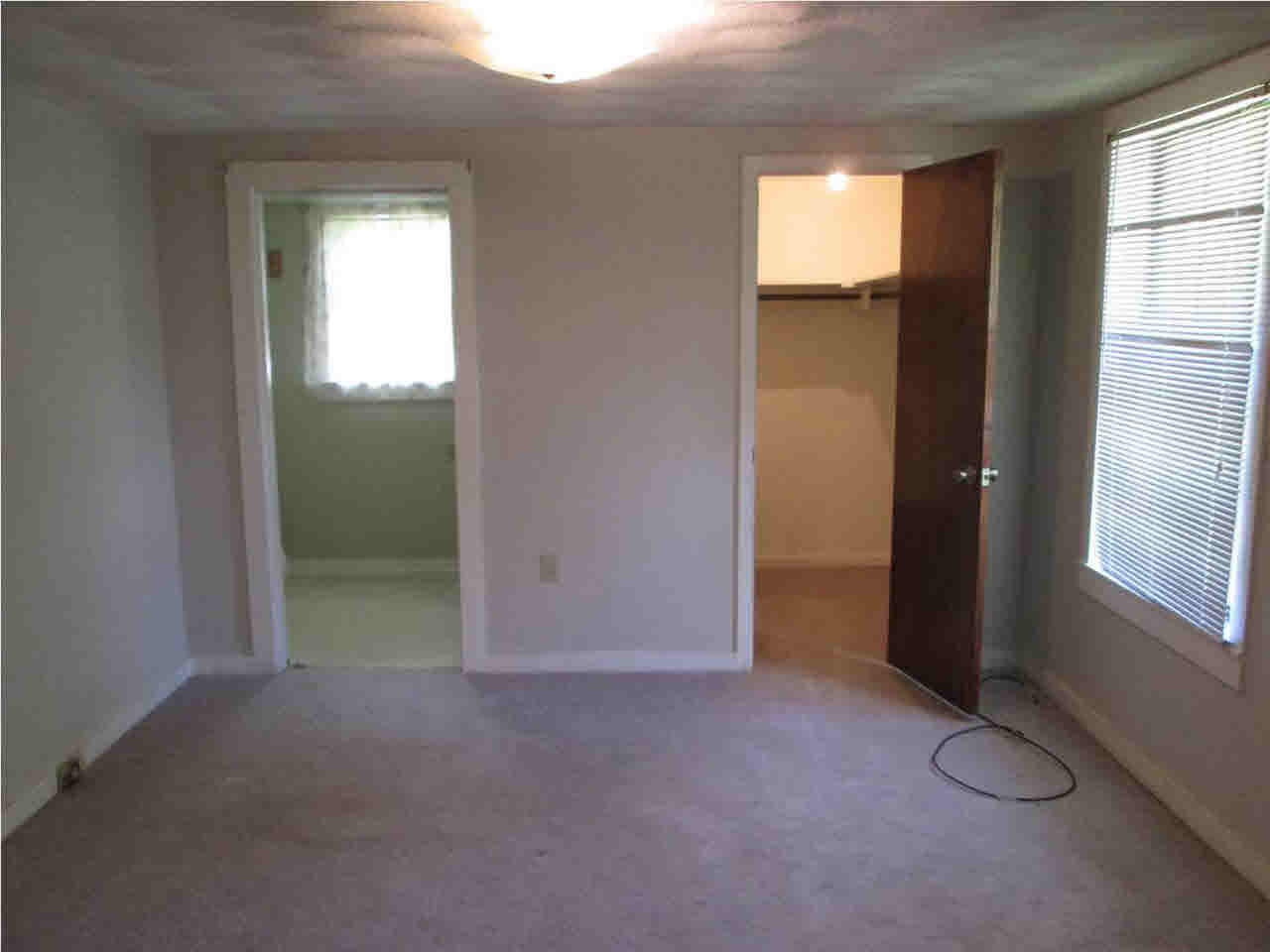 9679 Springridge Road Terry, MS 39170 - Photo 20 of 29 Hall bath