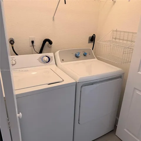 $2,990 | 12185 Southwest 125th Court, Unit 12185, Miami, FL 33186