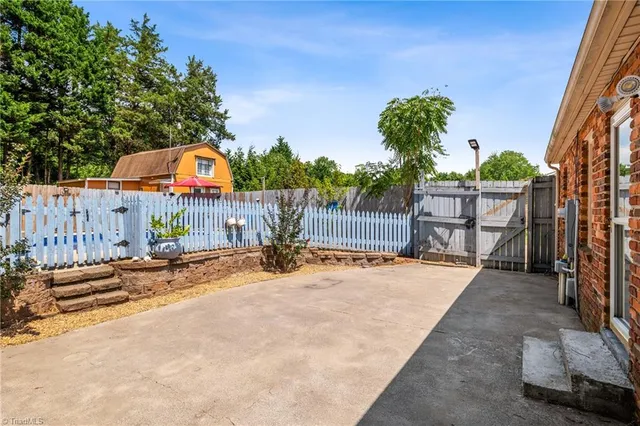 $420,000 | 6455 Littlewood Road, Kernersville, NC 27284