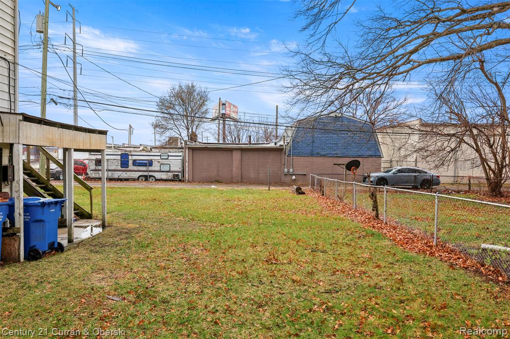 11352 Rivard Avenue Warren, MI 48089 - Photo 4 of 7