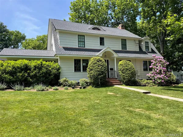 $1,925,000 | 305 South Barry Avenue, Mamaroneck, NY 10543