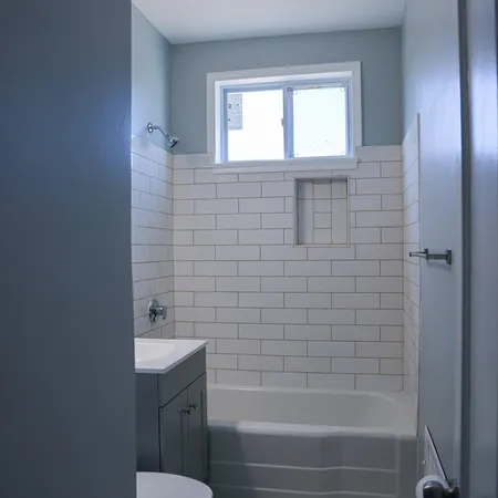 $2,500 | 11 Tapley Street, Unit 1, Lynn, MA 01905