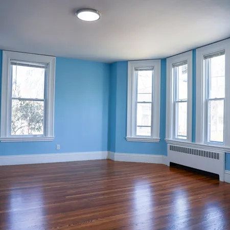 $2,500 | 11 Tapley Street, Unit 1, Lynn, MA 01905