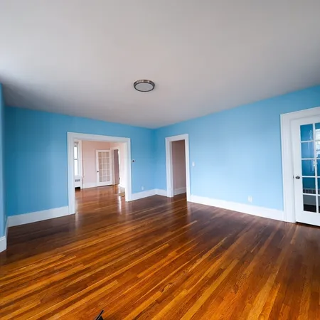 $2,500 | 11 Tapley Street, Unit 1, Lynn, MA 01905
