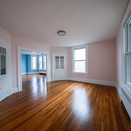 $2,500 | 11 Tapley Street, Unit 1, Lynn, MA 01905