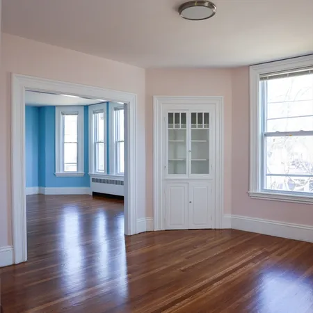 $2,500 | 11 Tapley Street, Unit 1, Lynn, MA 01905