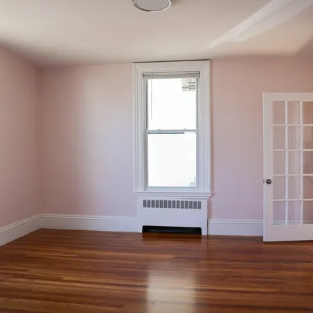 $2,500 | 11 Tapley Street, Unit 1, Lynn, MA 01905