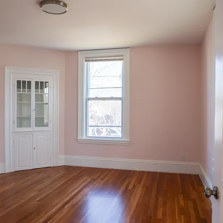 $2,500 | 11 Tapley Street, Unit 1, Lynn, MA 01905