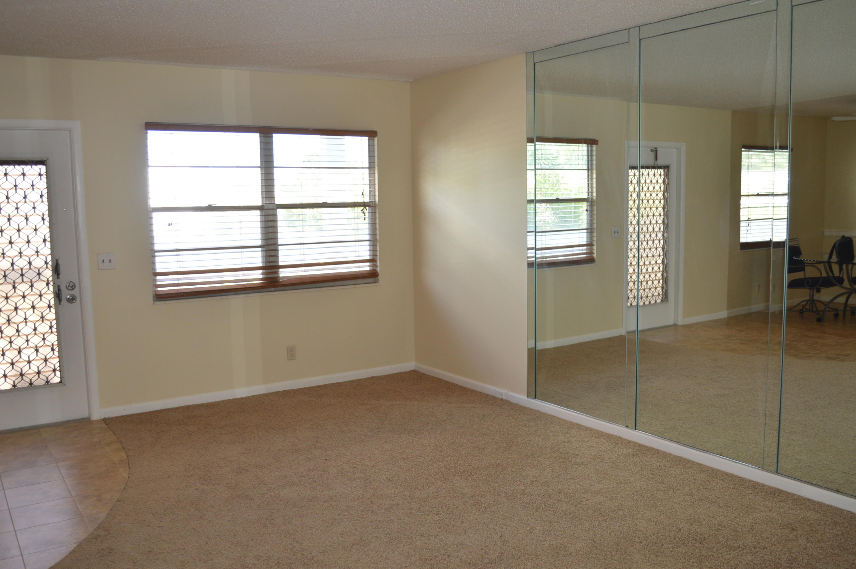 2033 Exeter, Unit 2033 Boca Raton, FL 33434 - Photo 9 of 36 DSC_0835