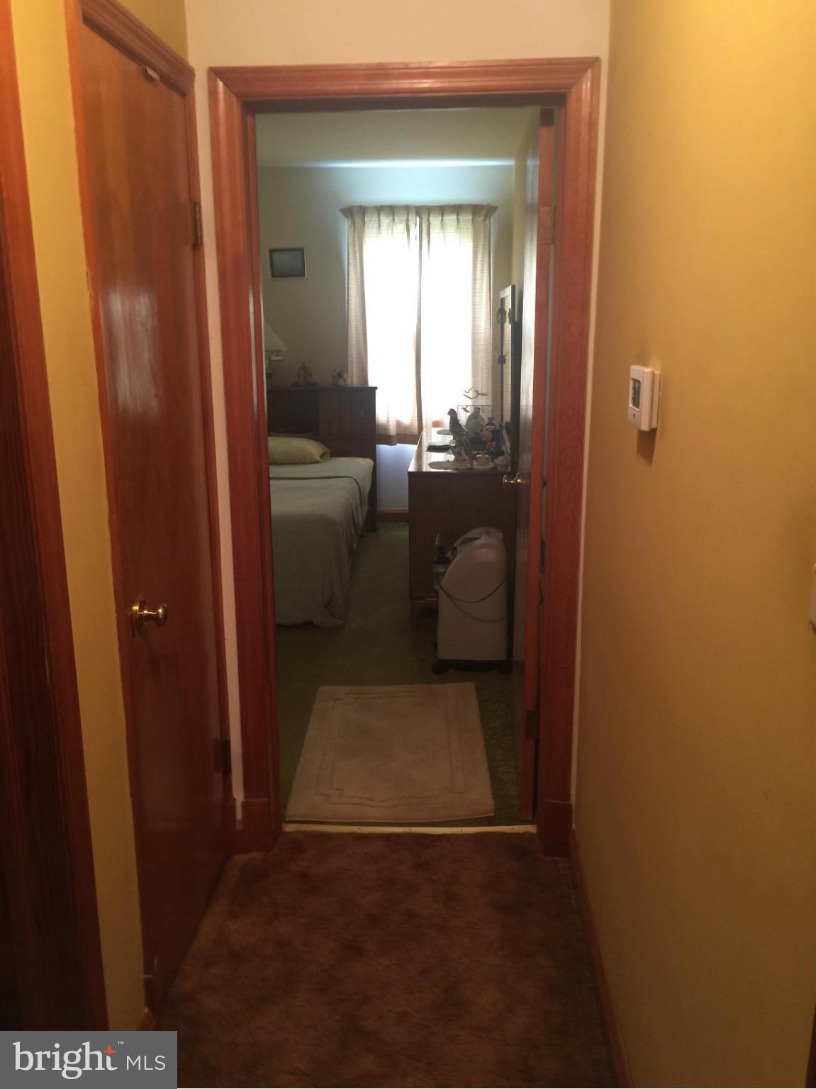 4904 Ridge Road Baltimore, MD 21237 - Photo 11 of 26 Interior (General)
