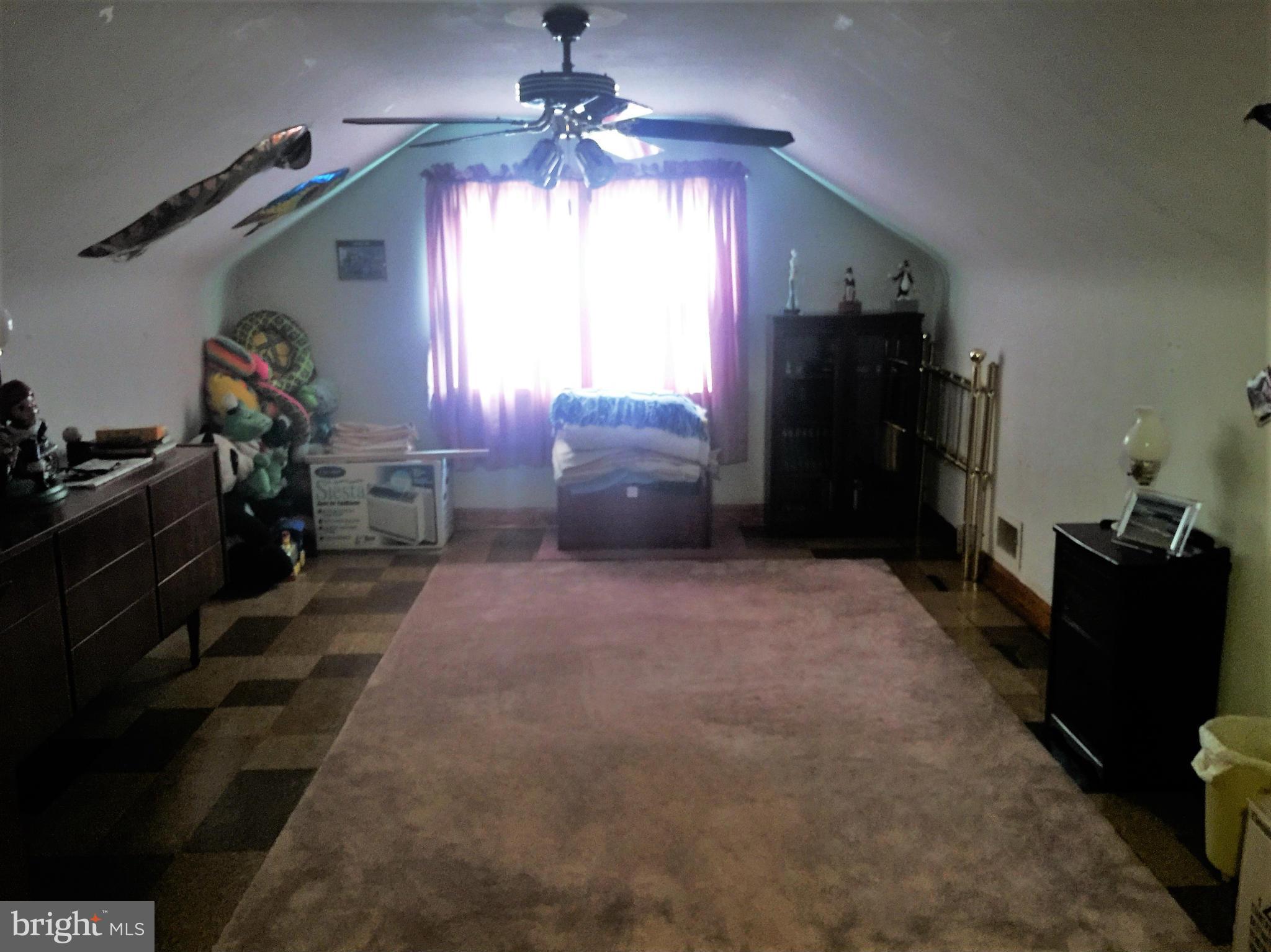 4904 Ridge Road Baltimore, MD 21237 - Photo 14 of 26 Interior (General)