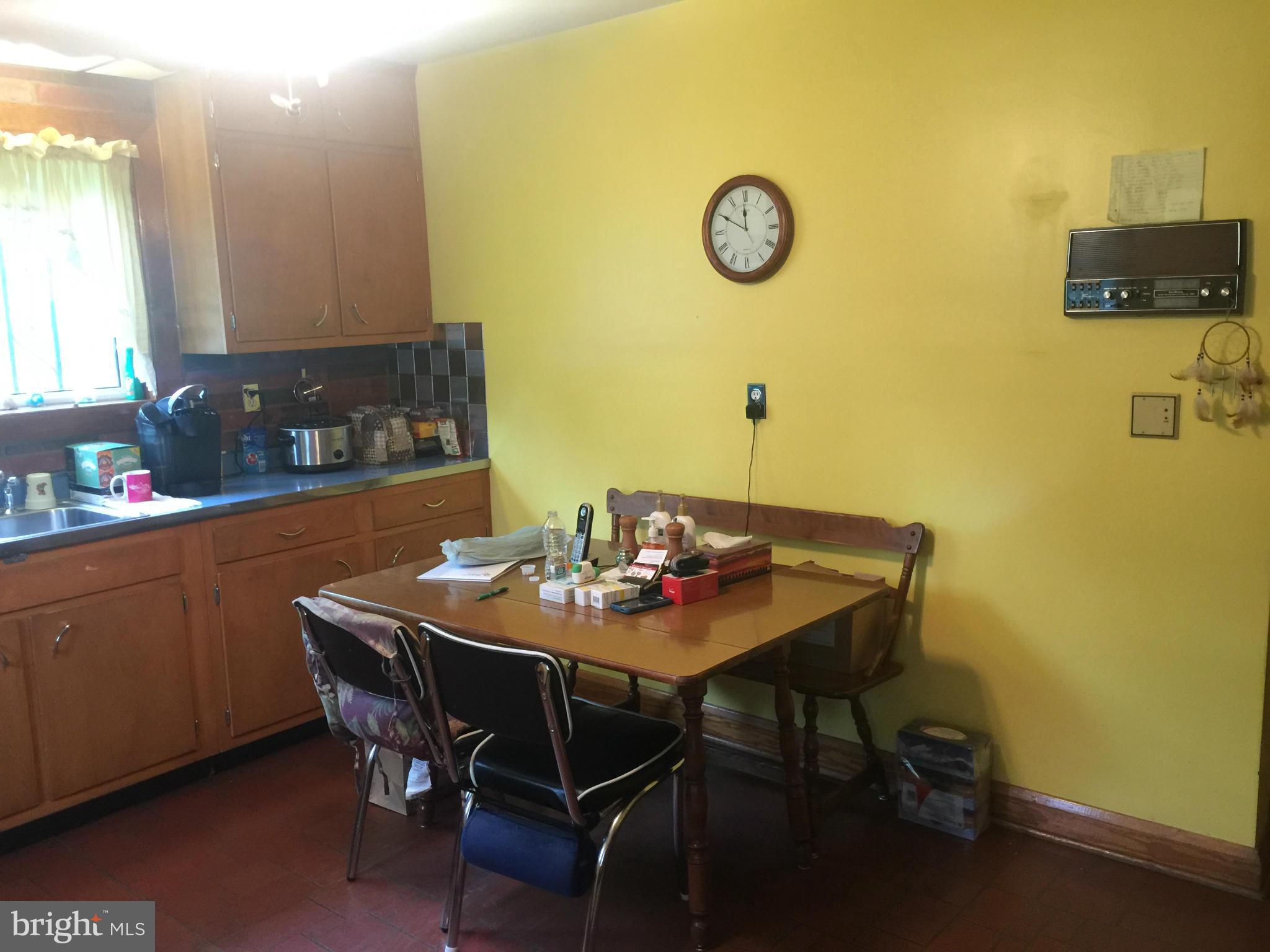 4904 Ridge Road Baltimore, MD 21237 - Photo 7 of 26 Kitchen