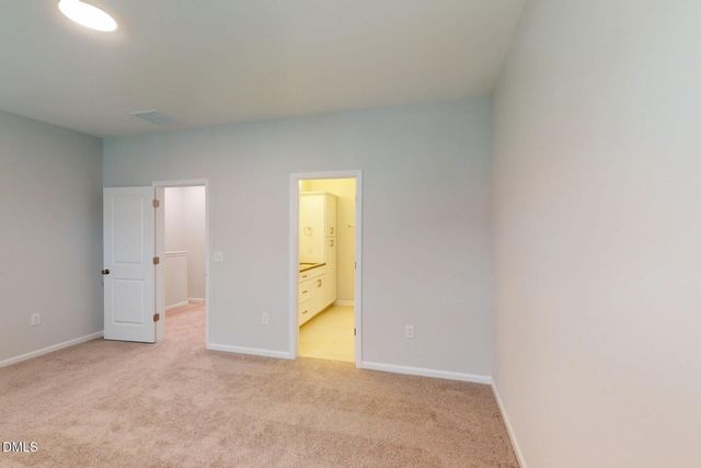 $450,000 | 2726 Hunter Woods Drive, Unit 627, Apex, NC 27502