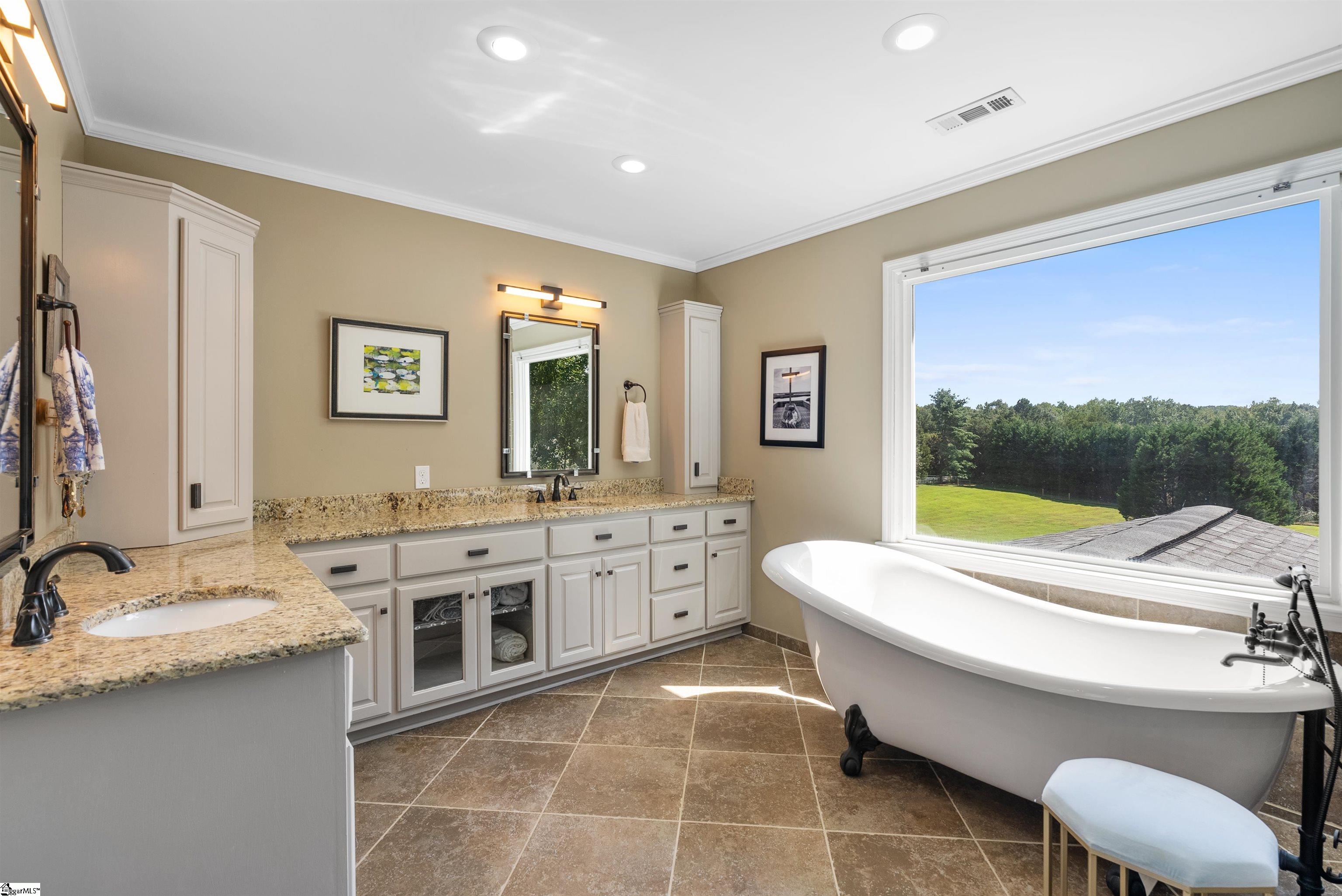 208 Bruce Meadow Road Simpsonville, SC 29681 - Photo 24 of 45 Gallery Image 24