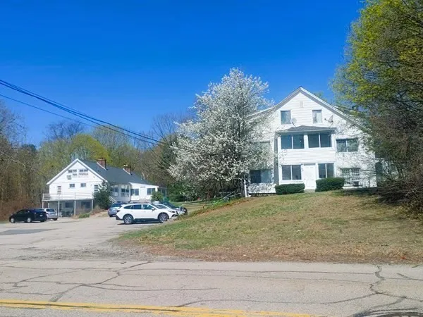 $2,200 | 65 Curve Street, Unit 3, Millis, MA 02054