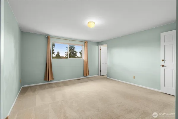 $950,000 | 11516 Bartlett Avenue Northeast, Seattle, WA 98125