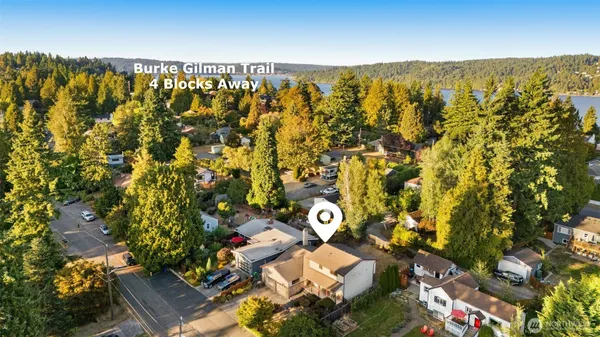$950,000 | 11516 Bartlett Avenue Northeast, Seattle, WA 98125
