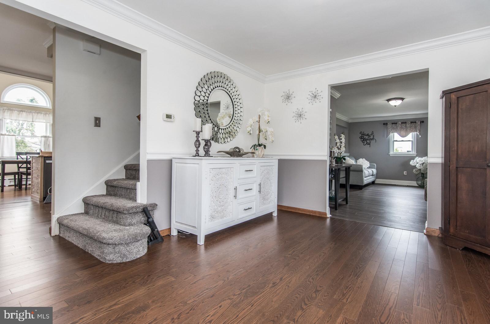 518 Stewart Road Hatboro, PA 19040 - Photo 19 of 103 Formal Dining Room