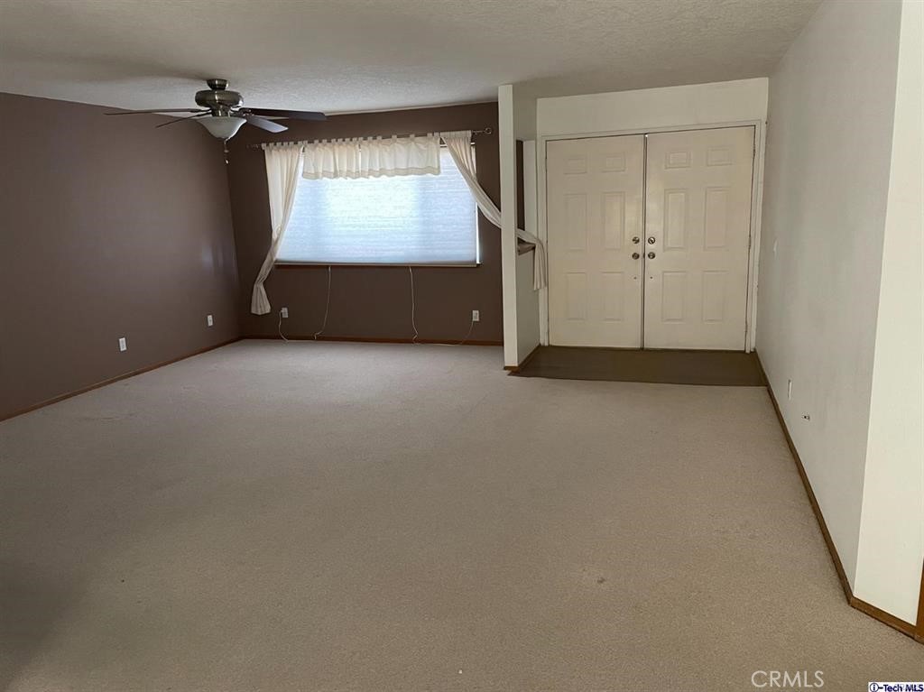 15085 Flathead Road Apple Valley, CA 92307 - Photo 4 of 19