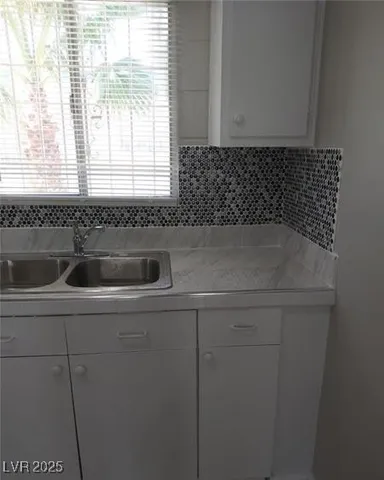 $900 | 1909 Alwill Street, Unit C, Las Vegas, NV 89106