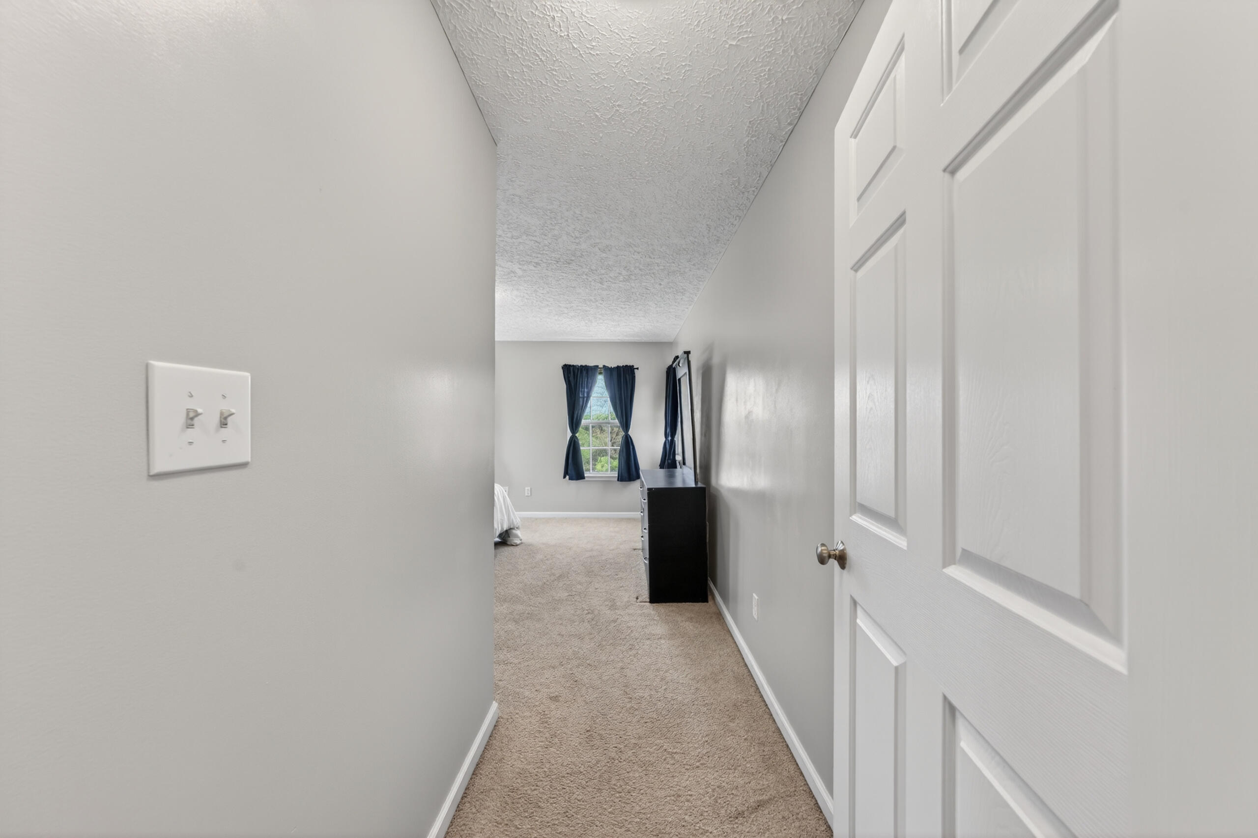 1633 Pilot Mountain Road Moneta, VA 24121 - Photo 53 of 103 Bedroom 3 Entry
