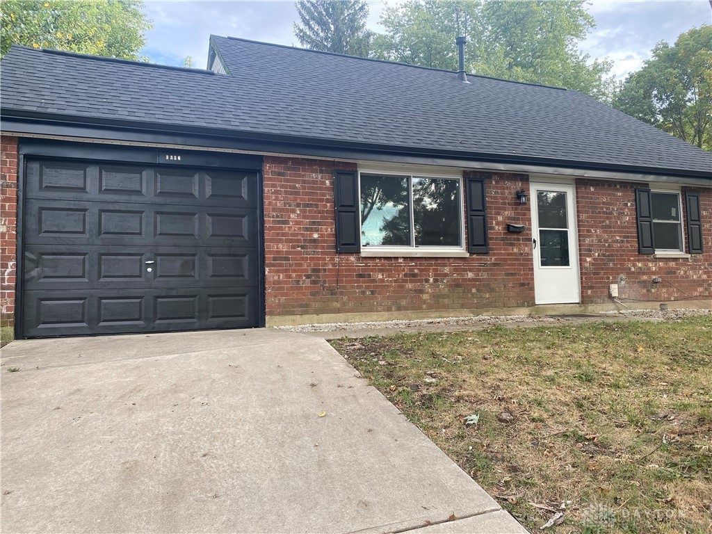 1329 Lee Road Troy, OH 45373 - Photo 2 of 19