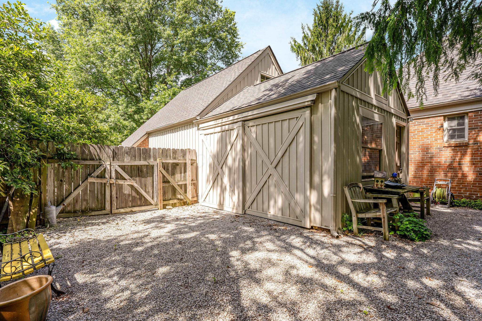 1350 Carriage Road Powell, OH 43065 - Photo 44 of 80 1350CarriageRd-23