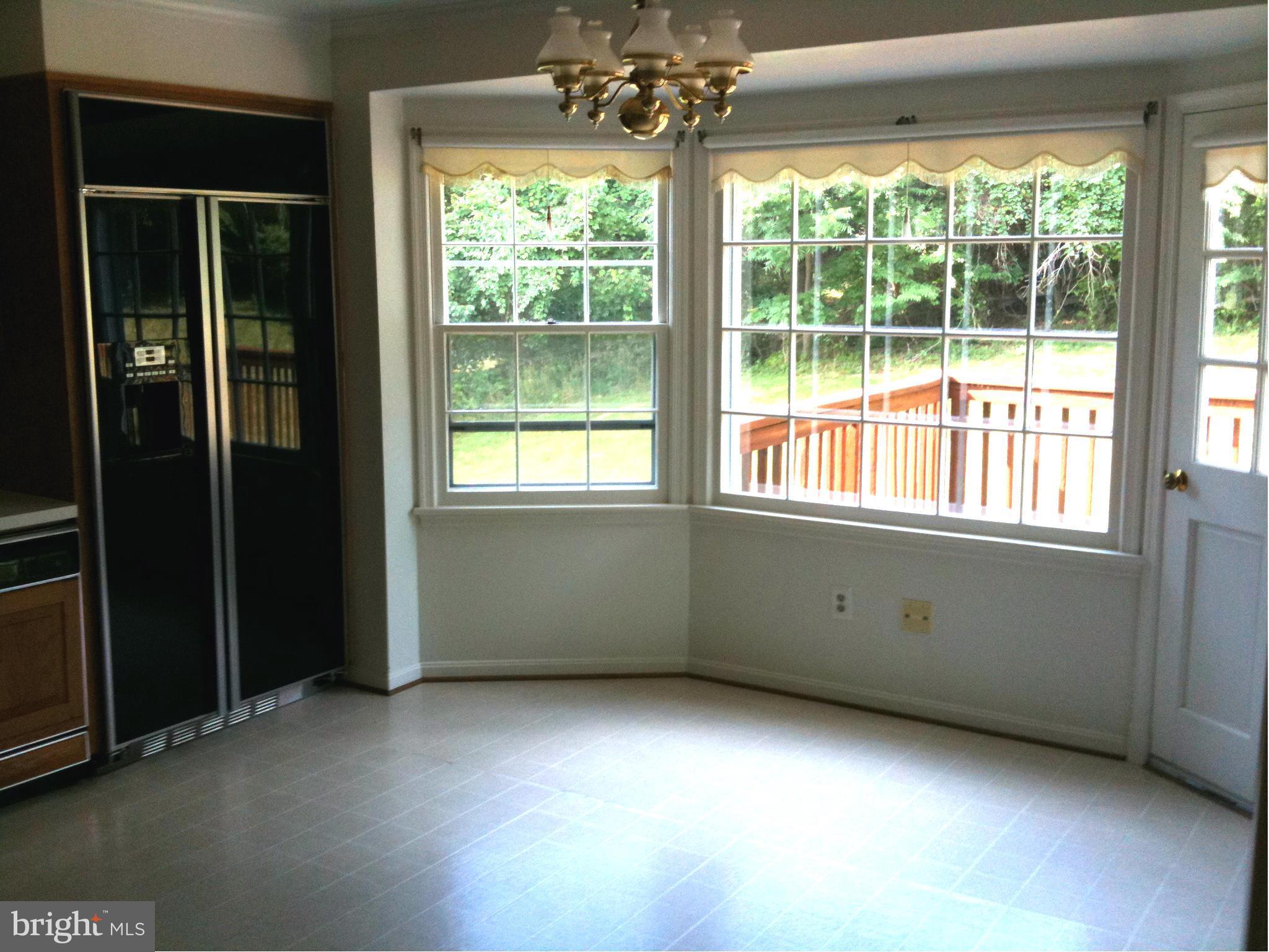 9806 Spring Ridge Lane Vienna, VA 22182 - Photo 26 of 30 Kitchen