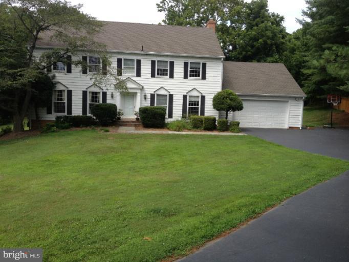 9806 Spring Ridge Lane Vienna, VA 22182 - Photo 30 of 30 Exterior (Front)